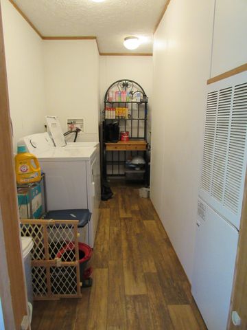 2486 Oakdale Rd, Westmoreland, TN 37186