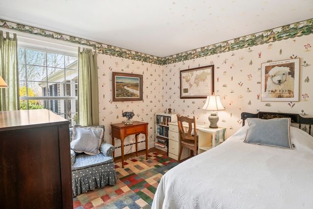 94 Weaver Lane, Tisbury, MA 02568