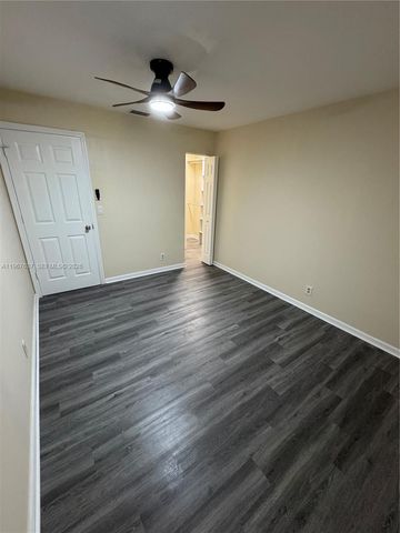 129 San Remo Blvd 129, North Lauderdale, FL 33068