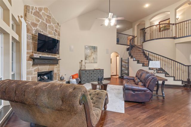 6809 Edwards Road, Denton, TX 76208