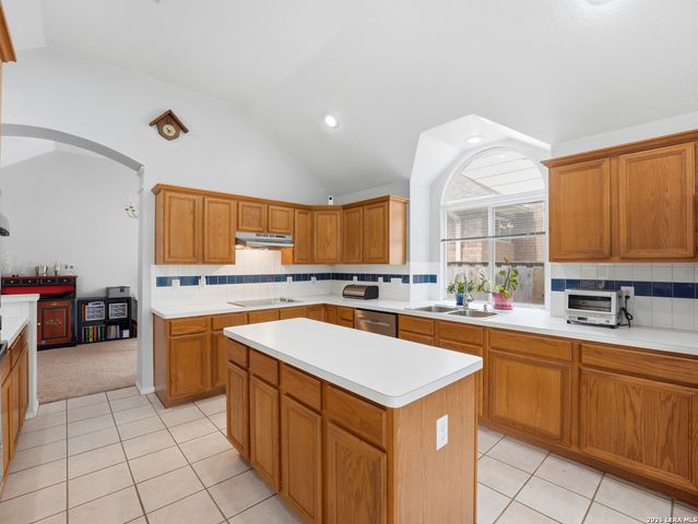 5207 Casbury, San Antonio, TX 78249