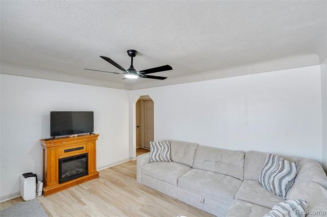 1459 22nd Street, Wyandotte, MI 48192