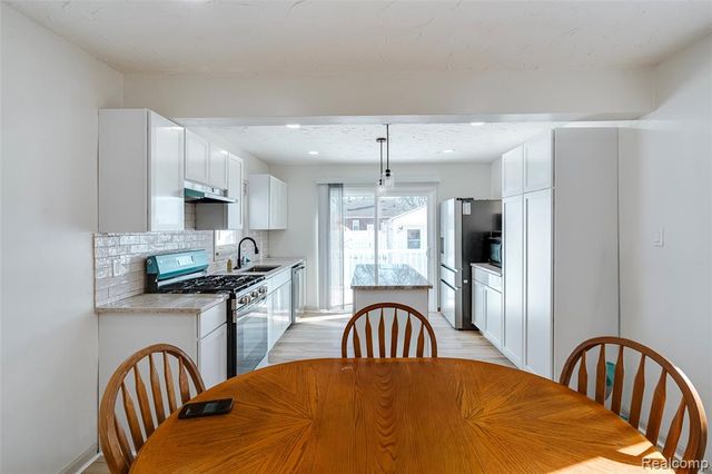 1459 22nd Street, Wyandotte, MI 48192
