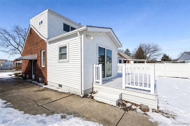 1459 22nd Street, Wyandotte, MI 48192