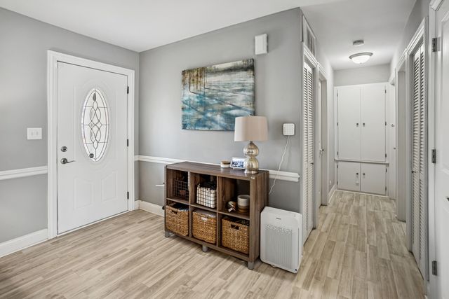 988 Cooper Court, Elk Grove Village, IL 60007