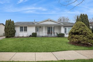 988 Cooper Court, Elk Grove Village, IL 60007