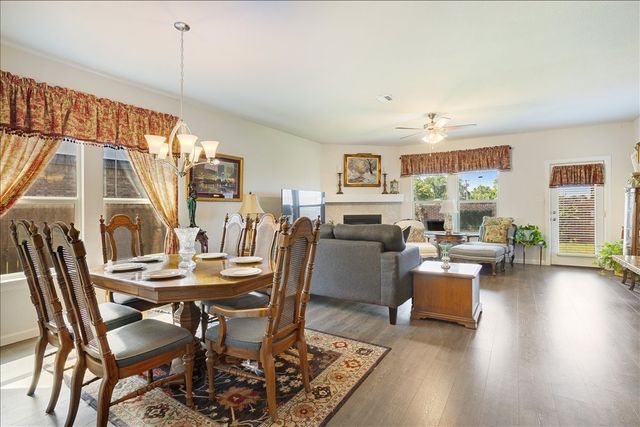 505 Vawter Drive, Van Alstyne, TX 75495