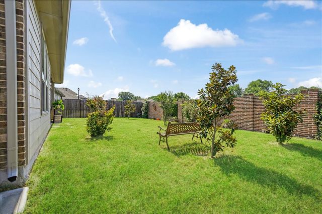 505 Vawter Drive, Van Alstyne, TX 75495