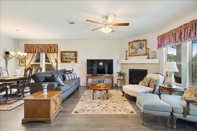 505 Vawter Drive, Van Alstyne, TX 75495