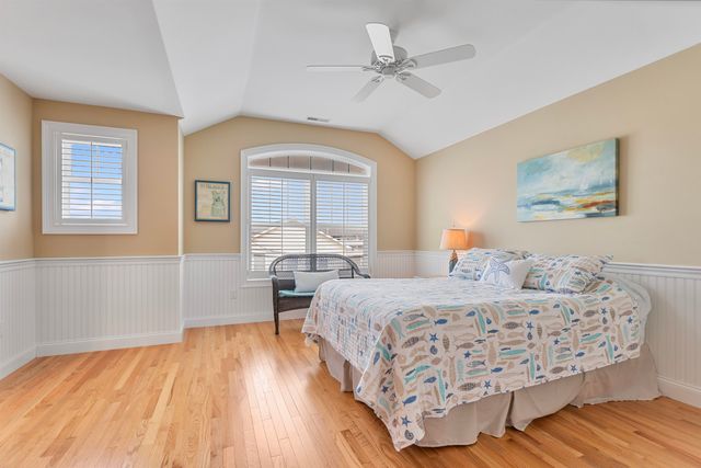 5 Fellows Avenue, Hampton, NH 03842