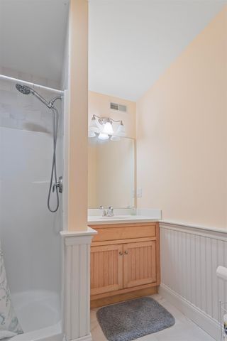 5 Fellows Avenue, Hampton, NH 03842