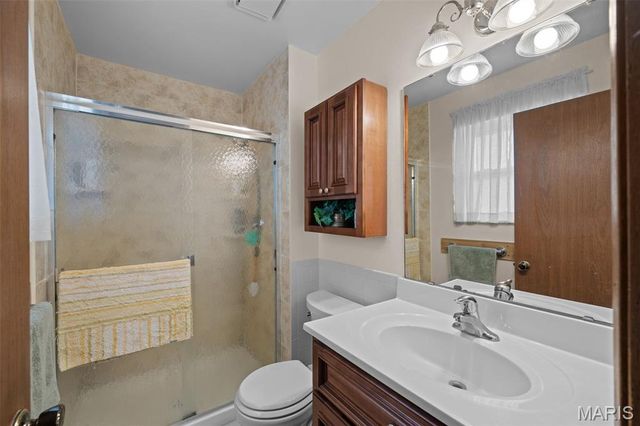61 Crescent Hills Drive, St Peters, MO 63376