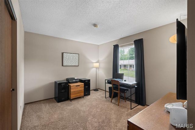 61 Crescent Hills Drive, St Peters, MO 63376