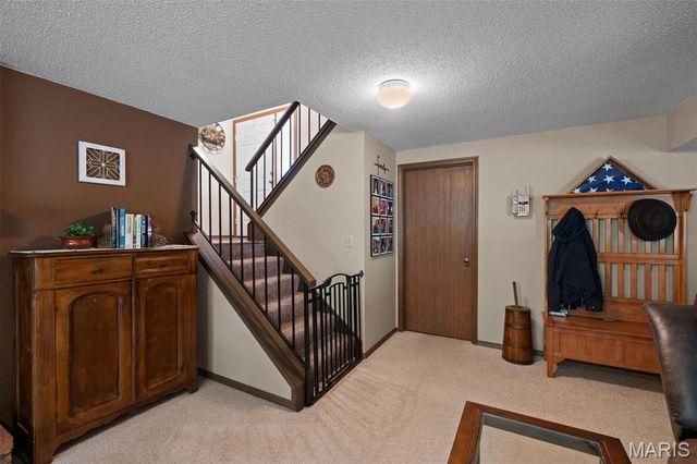 61 Crescent Hills Drive, St Peters, MO 63376