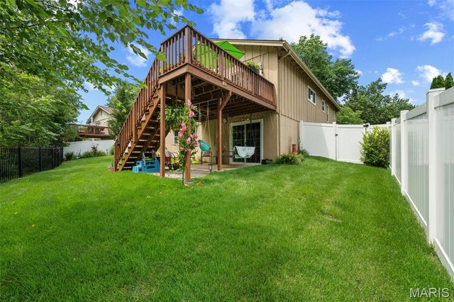 61 Crescent Hills Drive, St Peters, MO 63376