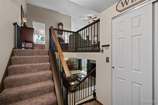 61 Crescent Hills Drive, St Peters, MO 63376