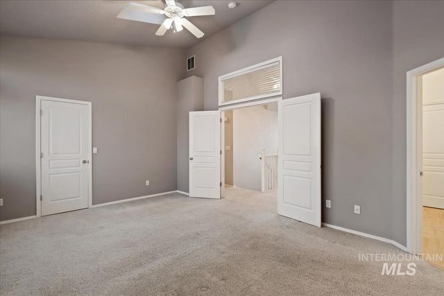 6129 Ustick Rd, Nampa, ID 83687