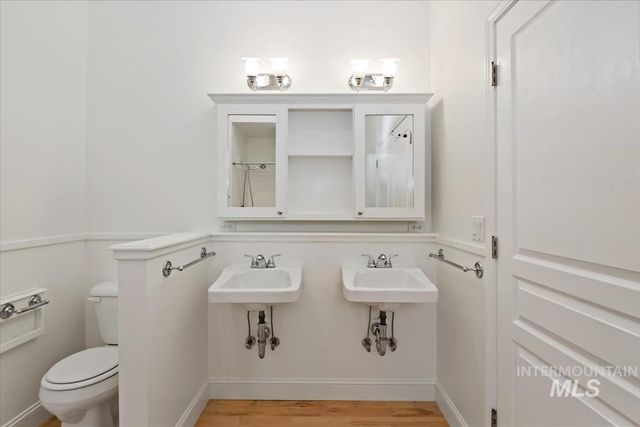 6129 Ustick Rd, Nampa, ID 83687