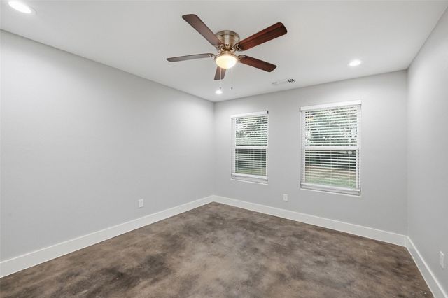 607 E Day Street, Denison, TX 75021