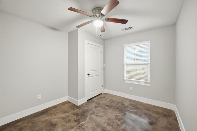 607 E Day Street, Denison, TX 75021