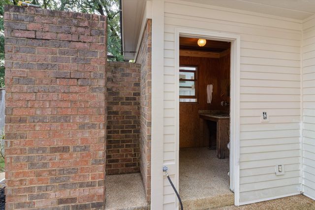 4146 KRITER LN, Memphis, TN 38117