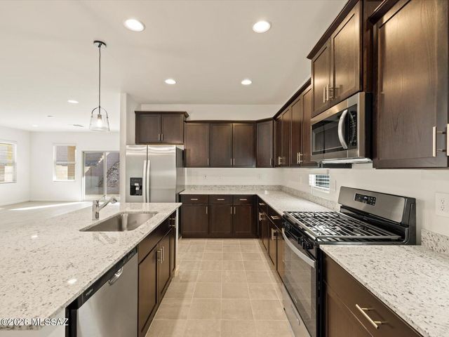 9711 W Hazelbrook Drive, Marana, AZ 85658