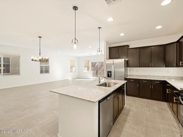 9711 W Hazelbrook Drive, Marana, AZ 85658