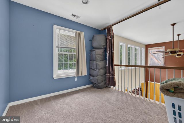 883 BRIDGETON RD, Fawn Grove, PA 17321