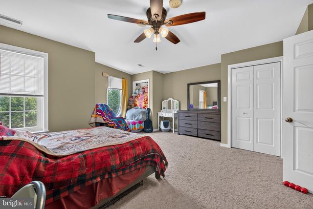 883 BRIDGETON RD, Fawn Grove, PA 17321