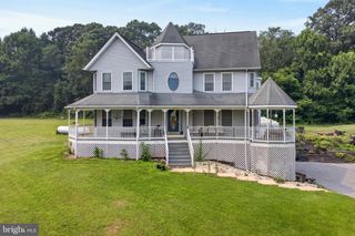883 BRIDGETON RD, Fawn Grove, PA 17321