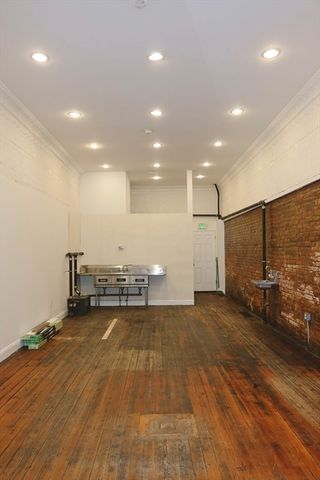 613 Centre St, Boston, MA 02130