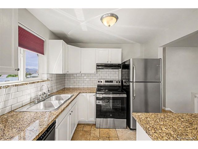335 Pike St, Golden, CO 80401