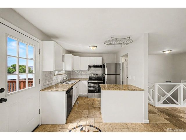 335 Pike St, Golden, CO 80401