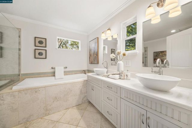 157 Clydesdale Dr, Danville, CA 94526