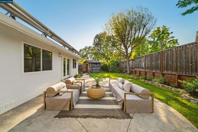 157 Clydesdale Dr, Danville, CA 94526