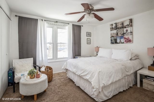 1797 Queensbury Circle, Hoffman Estates, IL 60169