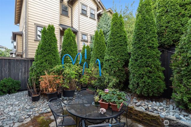 154 18th Avenue, Seattle, WA 98122