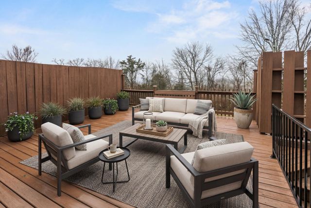 340 Huntington Ridge Dr, Nashville, TN 37211