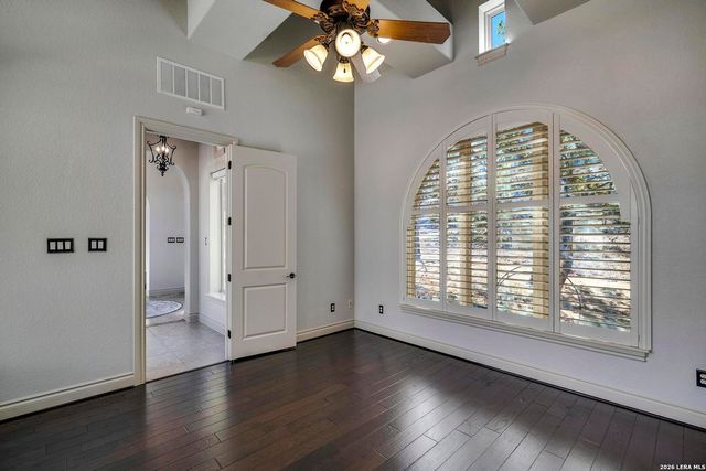 586 Clubs Drive, Boerne, TX 78006