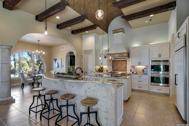 586 Clubs Drive, Boerne, TX 78006