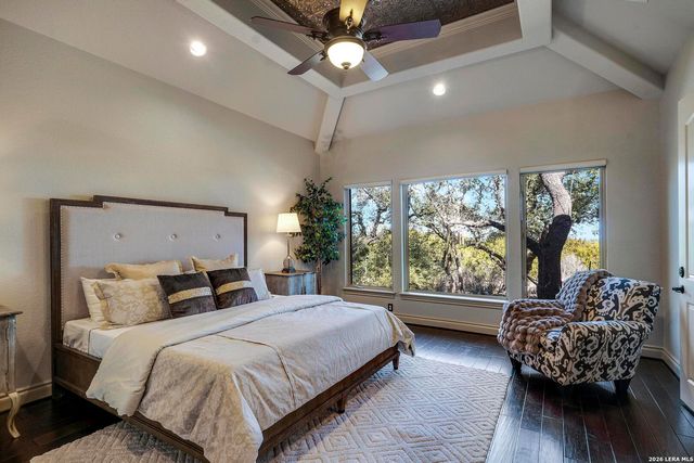 586 Clubs Drive, Boerne, TX 78006