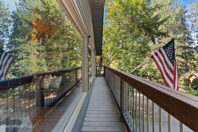 1044 W Kidd Island RD, Coeur D'alene, ID 83814