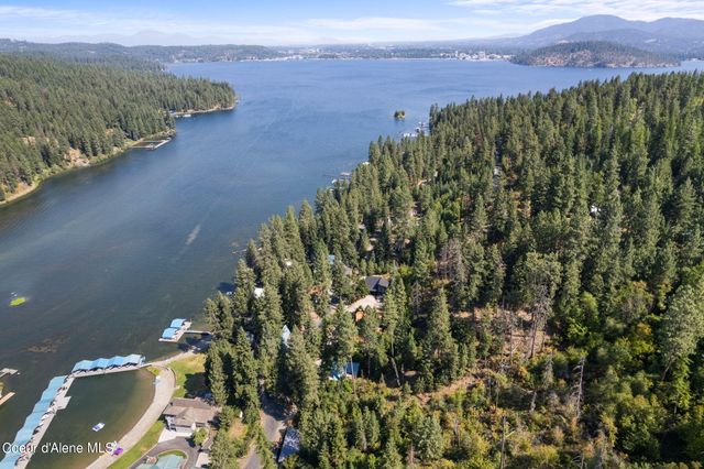 1044 W Kidd Island RD, Coeur D'alene, ID 83814