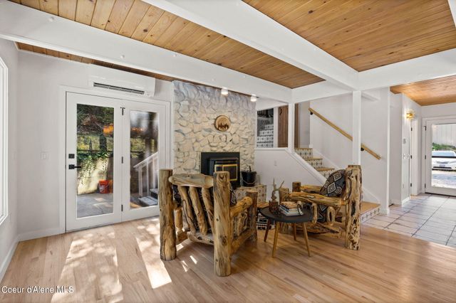1044 W Kidd Island RD, Coeur D'alene, ID 83814