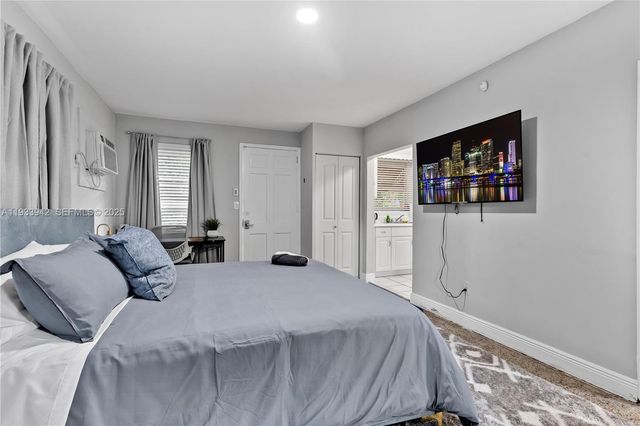 427 NE 107th St 2, Miami, FL 33161