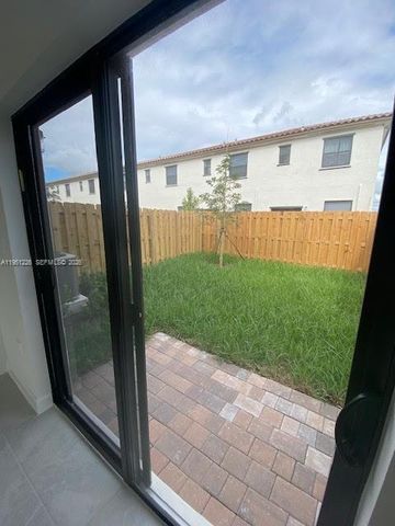 11803 SW 247th Ter, Homestead, FL 33032