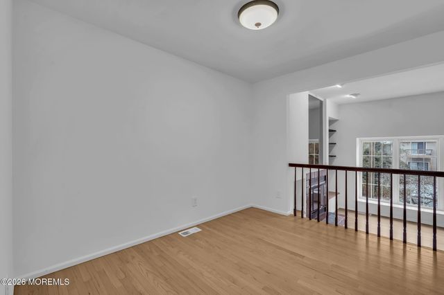 202 Bent Trail, Toms River, NJ 08753