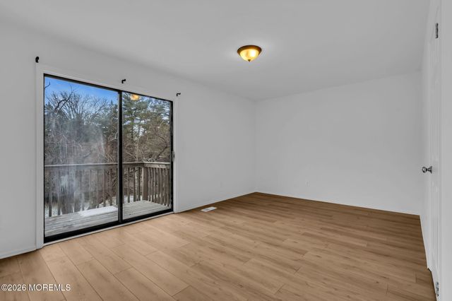 202 Bent Trail, Toms River, NJ 08753