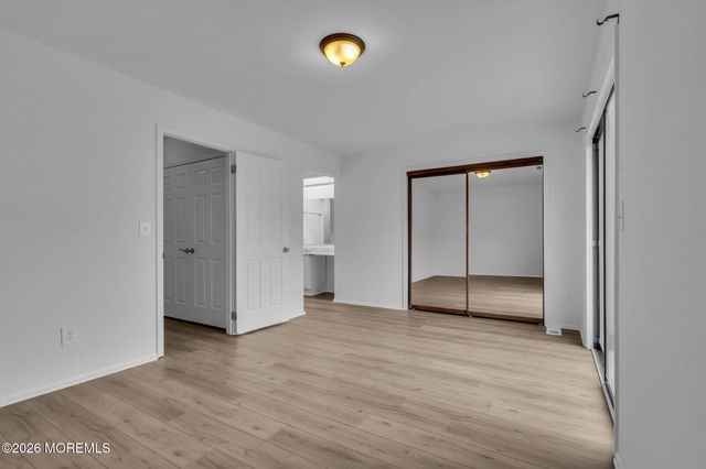 202 Bent Trail, Toms River, NJ 08753