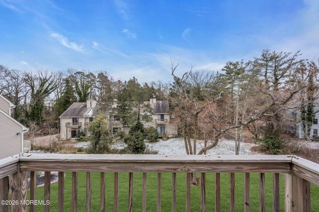 202 Bent Trail, Toms River, NJ 08753